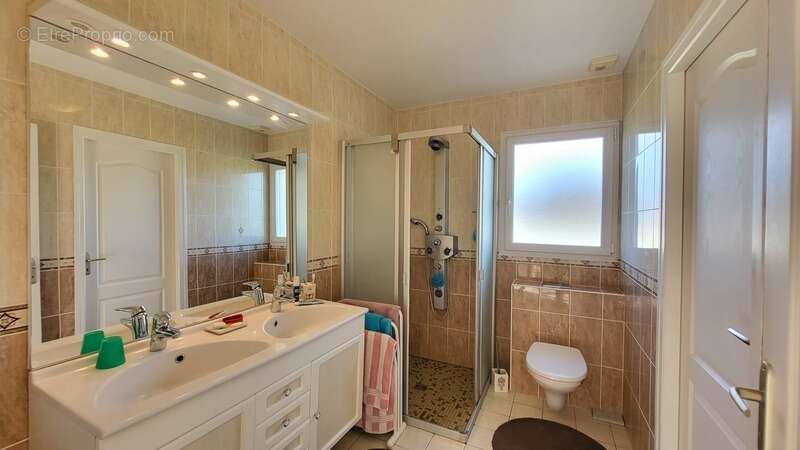 Maison à SAINT-LAURENT-BRETAGNE