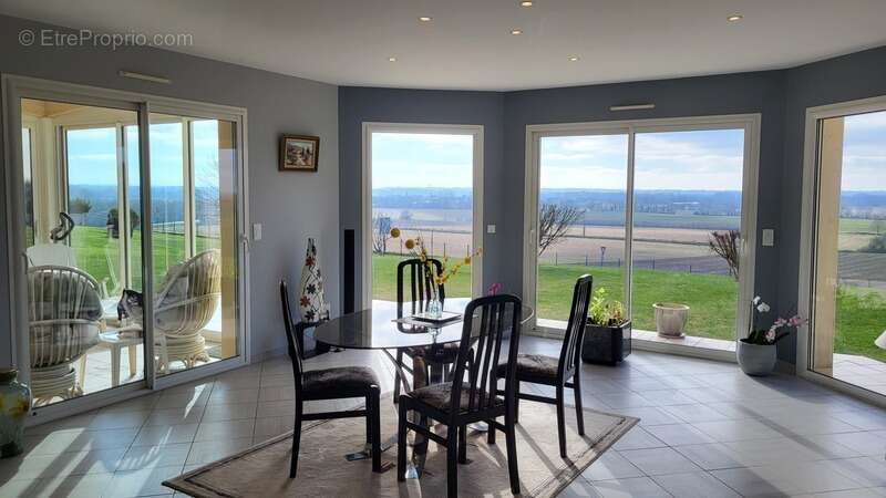 Maison à SAINT-LAURENT-BRETAGNE