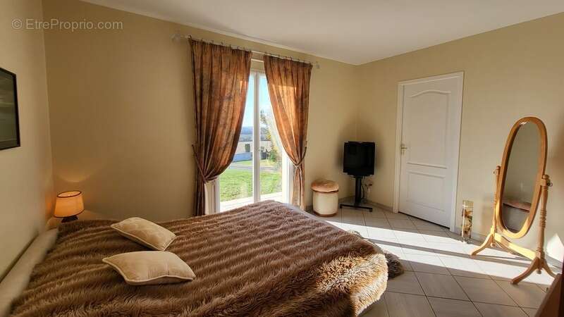 Maison à SAINT-LAURENT-BRETAGNE