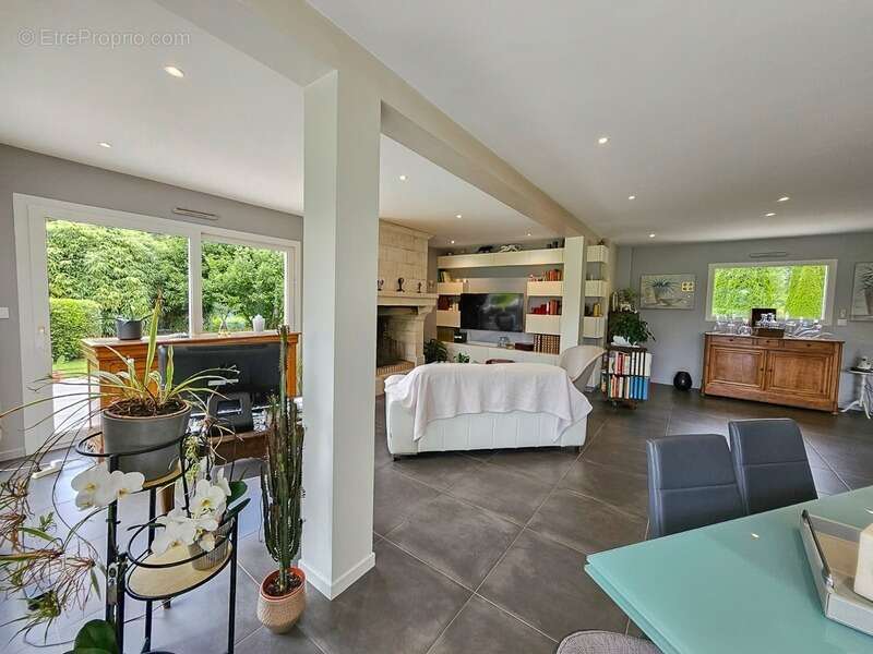 Maison à TOURGEVILLE