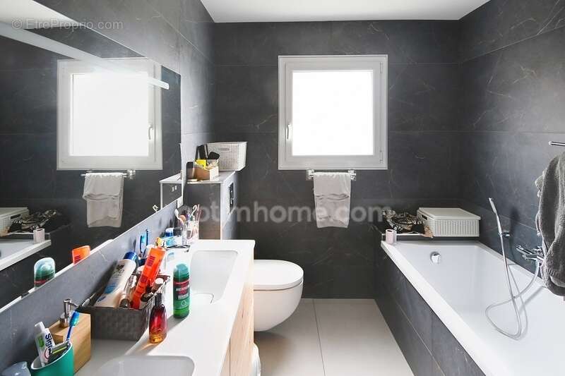 Maison à ALLONDRELLE-LA-MALMAISON