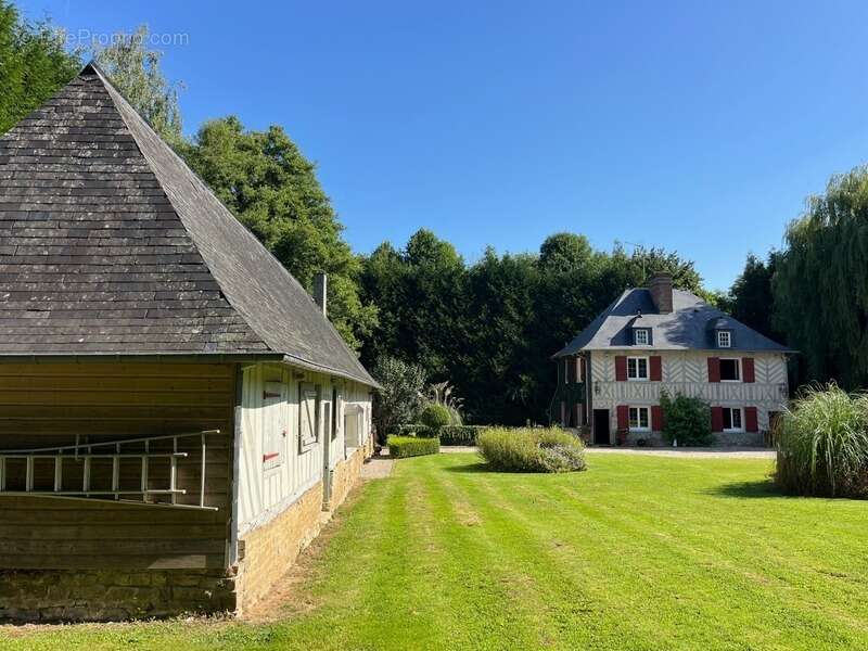 Maison à LES AUTHIEUX-SUR-CALONNE