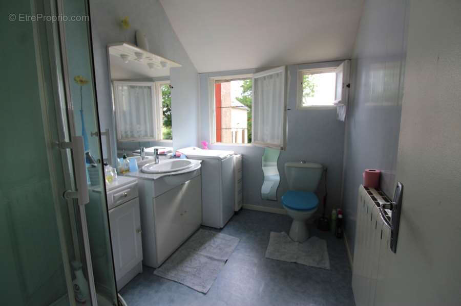 Maison à BRINON-SUR-BEUVRON