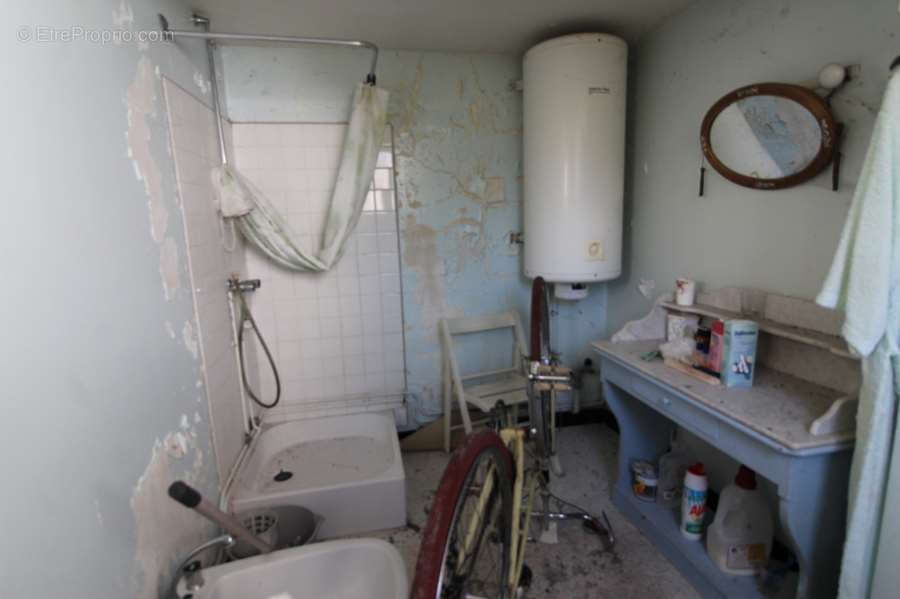 Maison à BRINON-SUR-BEUVRON