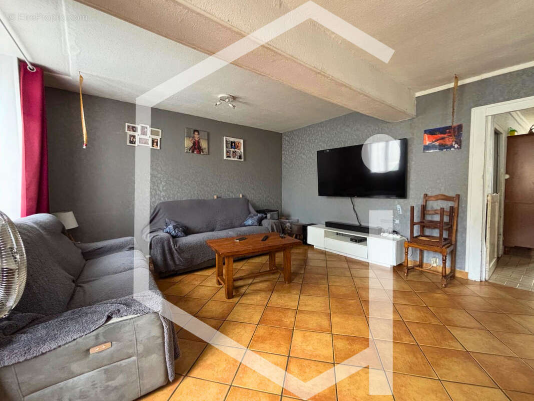 Maison à BONNY-SUR-LOIRE