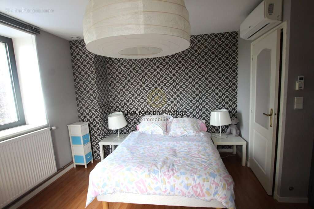 Maison à CHALON-SUR-SAONE