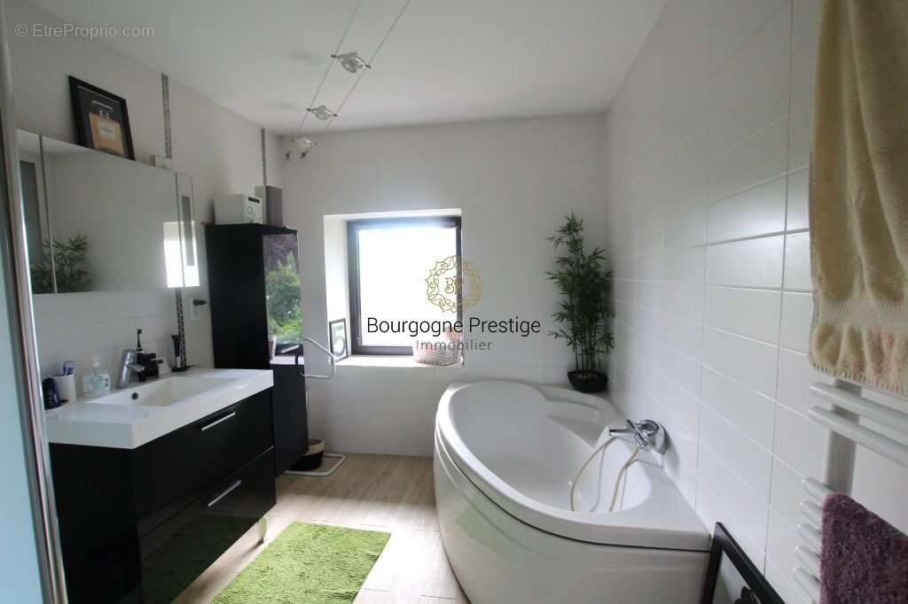 Maison à CHALON-SUR-SAONE