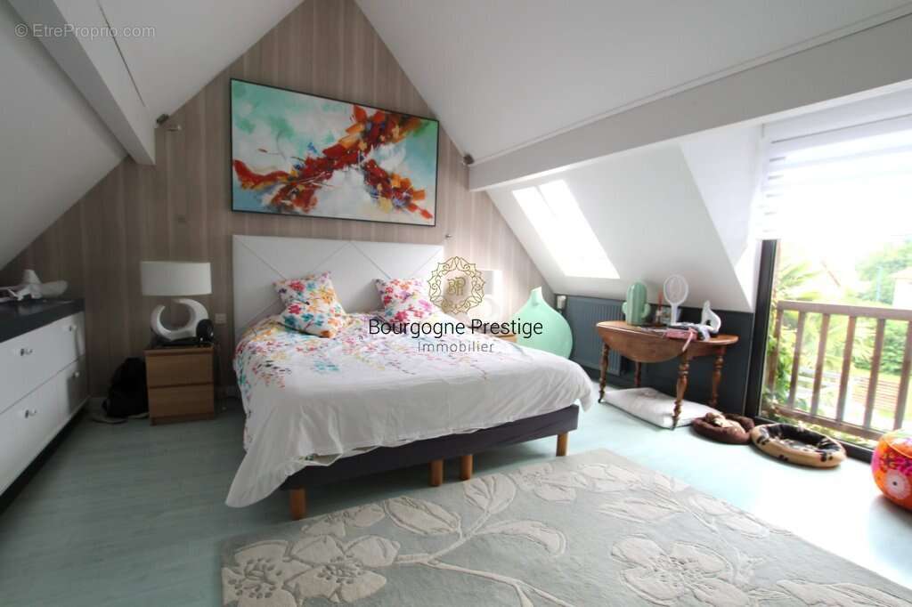 Maison à CHALON-SUR-SAONE