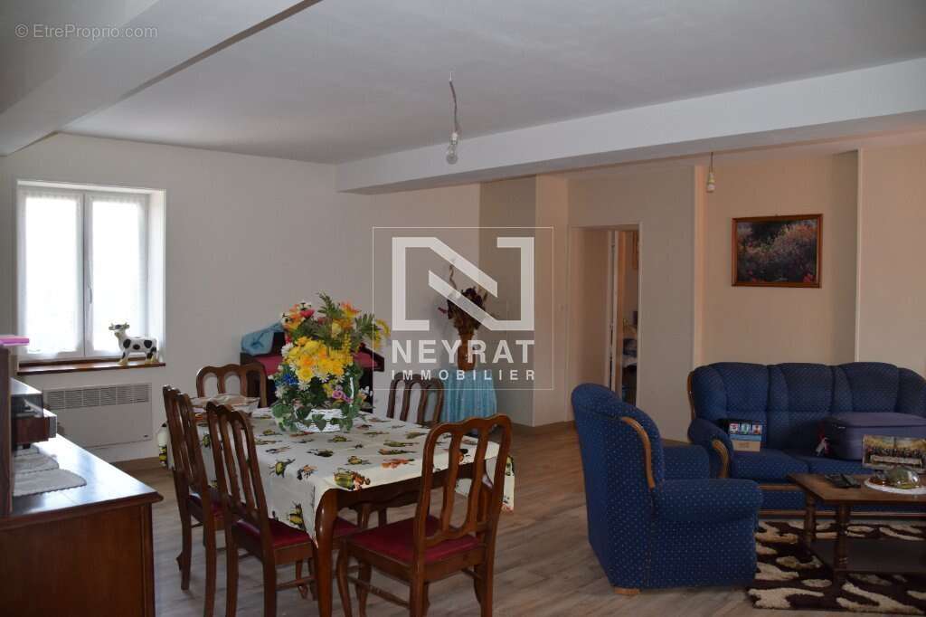 Maison à ARNAY-LE-DUC