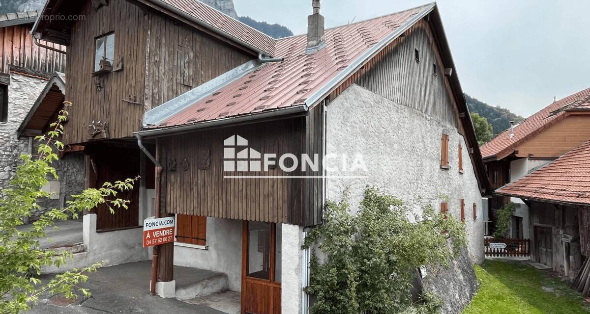 Maison à THOLLON-LES-MEMISES