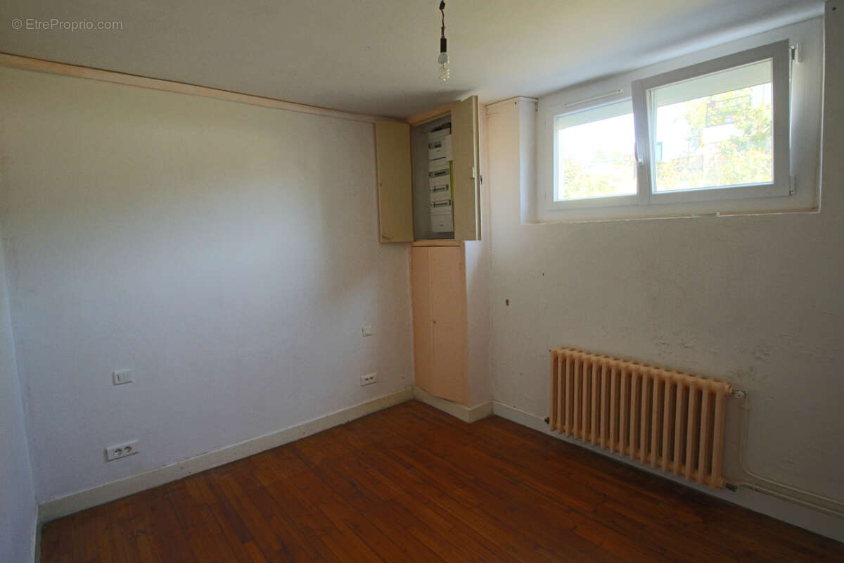 Maison à PUY-L&#039;EVEQUE