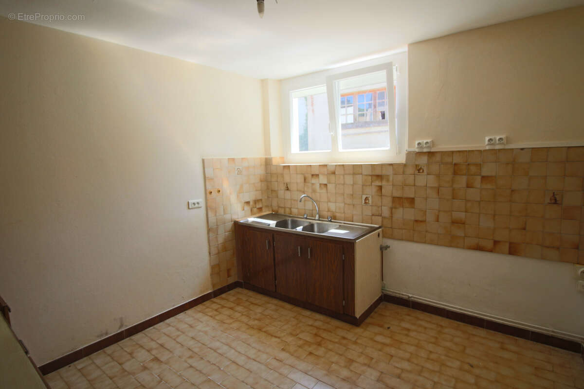 Maison à PUY-L&#039;EVEQUE