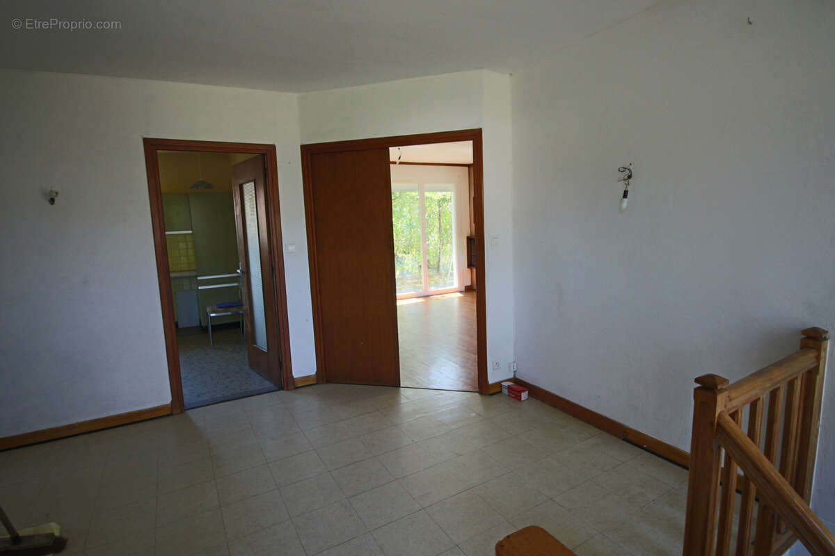 Maison à PUY-L&#039;EVEQUE