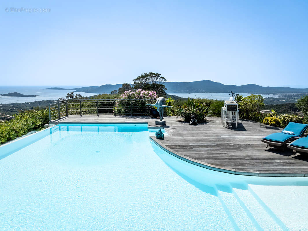 Maison à PORTO-VECCHIO