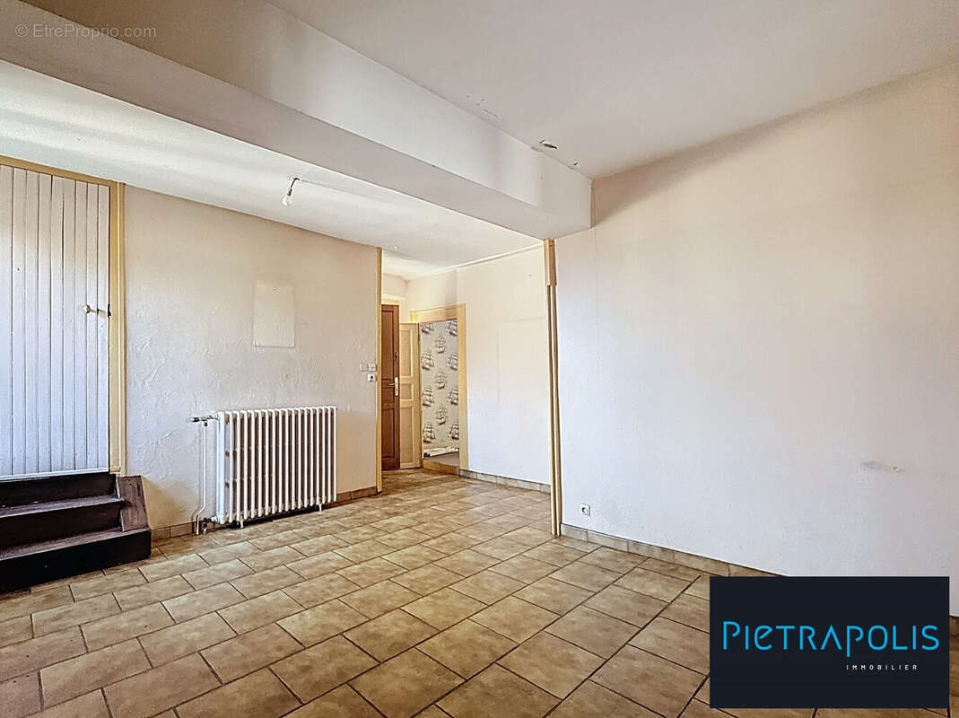 Appartement à PLOMBIERES-LES-DIJON