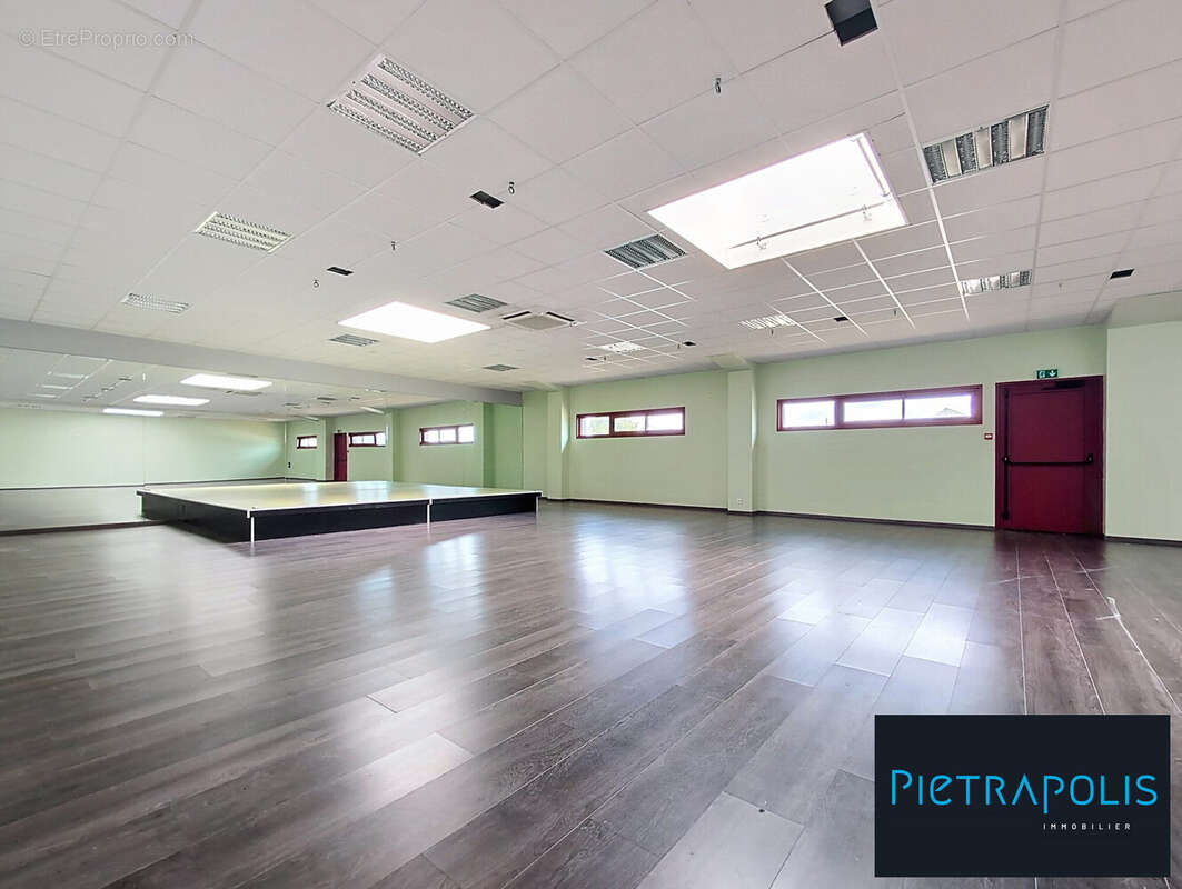 Commerce à CHAUMONT