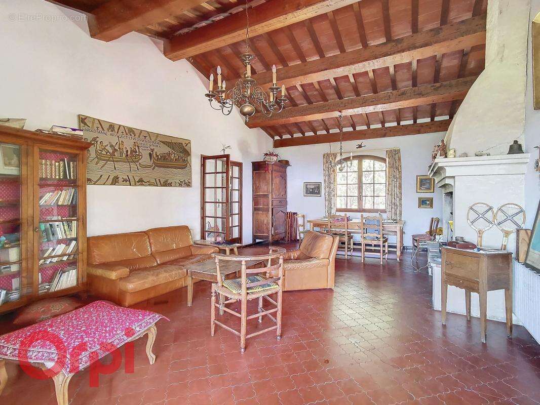 Maison à LA CADIERE-D&#039;AZUR