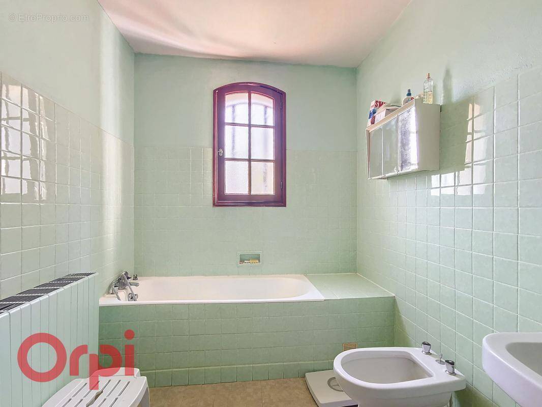 Maison à LA CADIERE-D&#039;AZUR