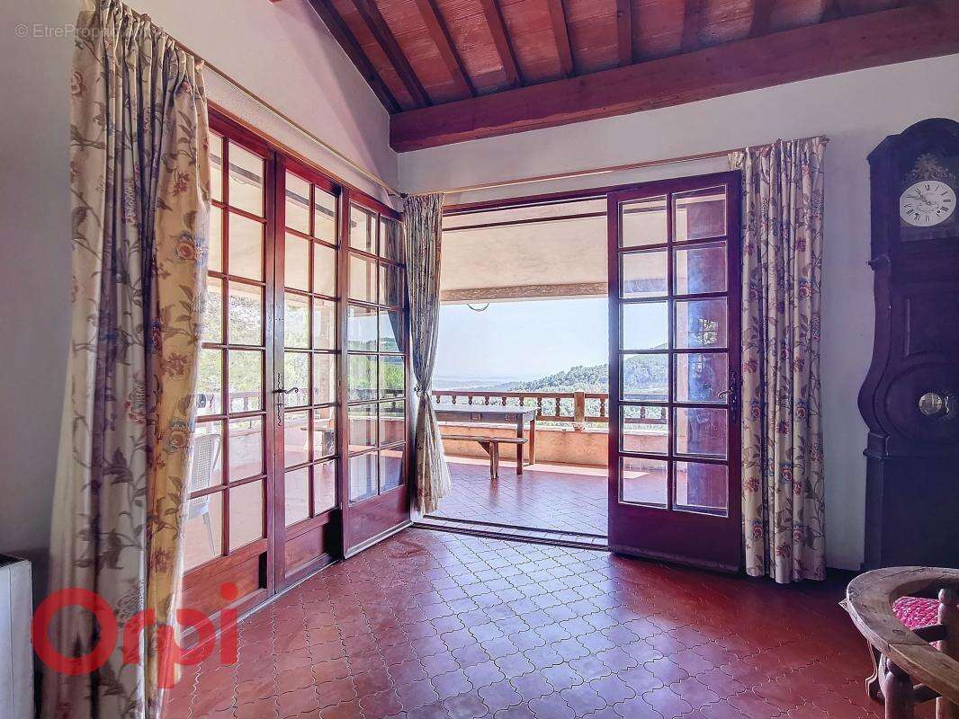 Maison à LA CADIERE-D&#039;AZUR