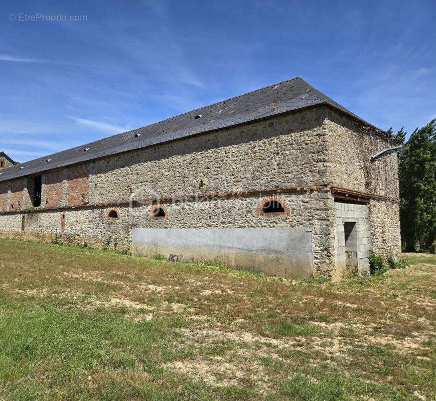 Maison à MARTIGNE-SUR-MAYENNE