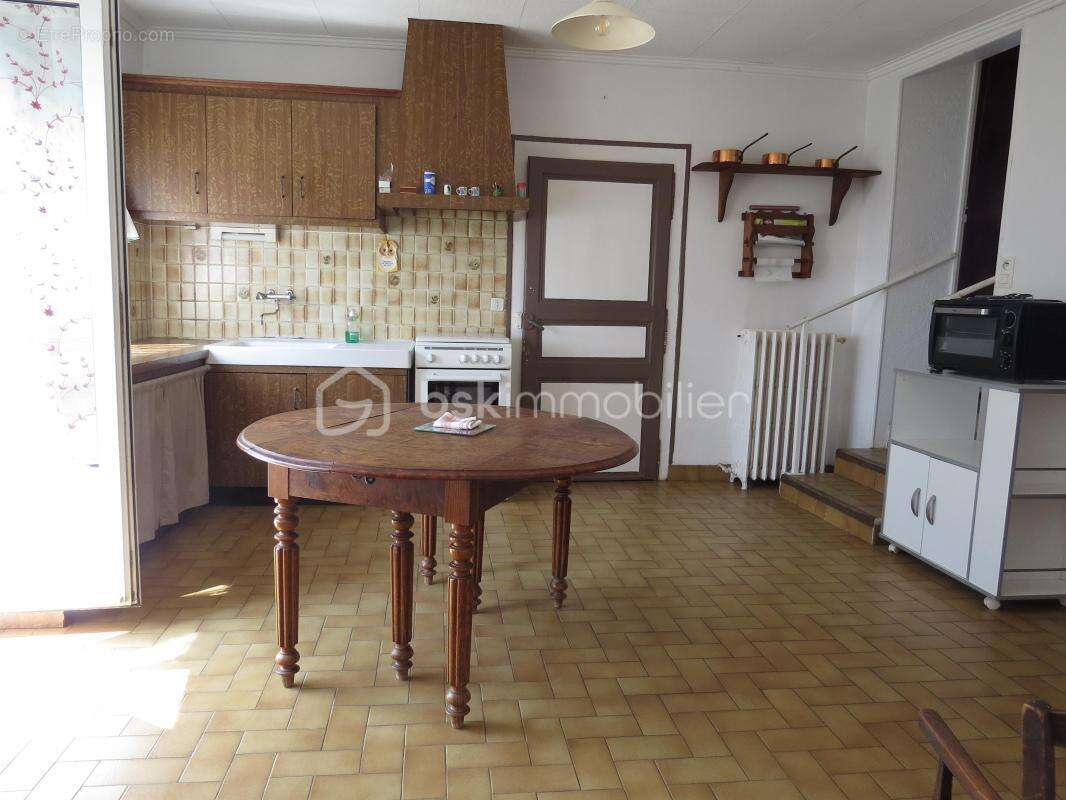 Maison à AZAY-SUR-THOUET