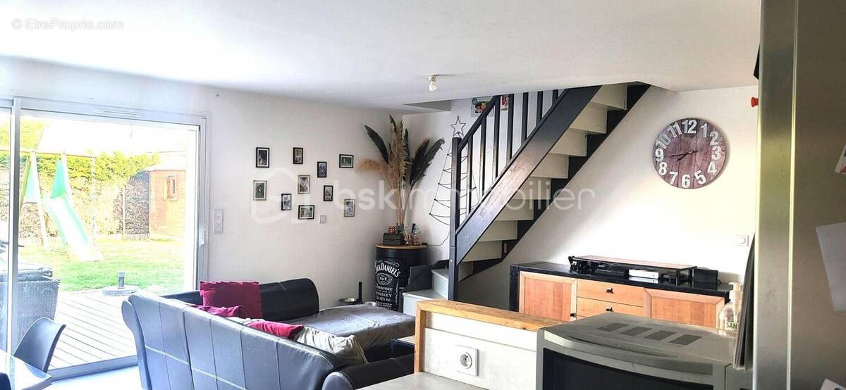 Maison à SAINT-LYPHARD