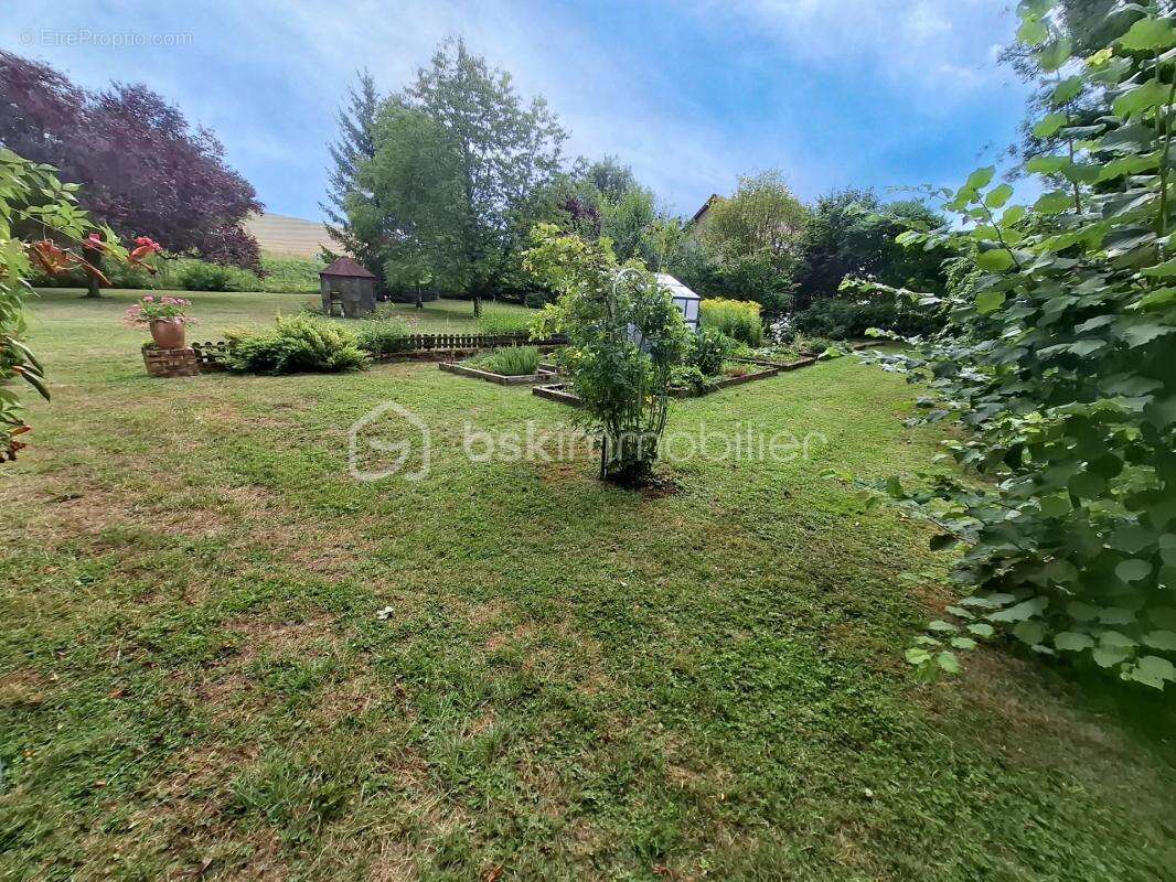 Maison à AIX-EN-OTHE