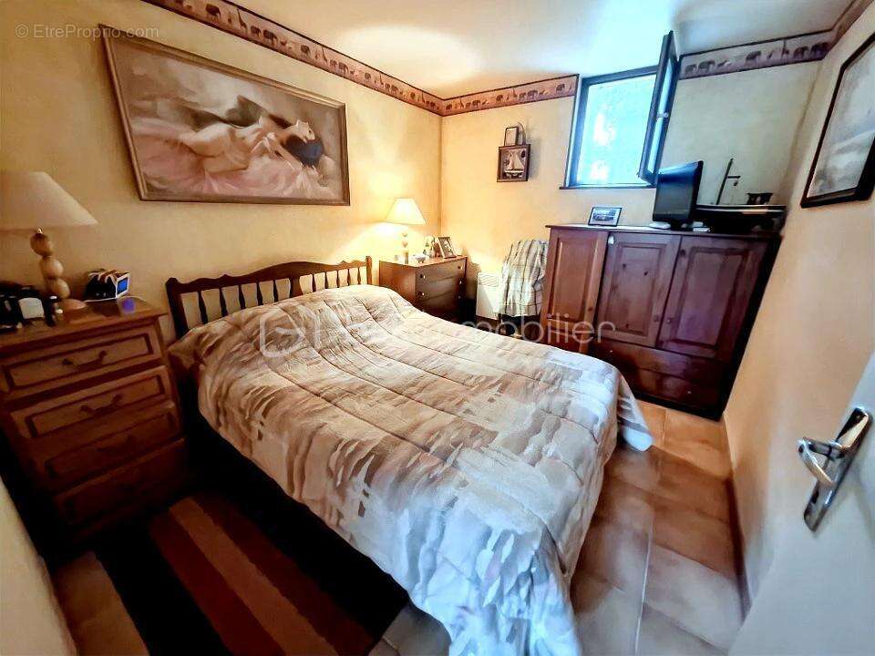 Maison à AIX-EN-OTHE