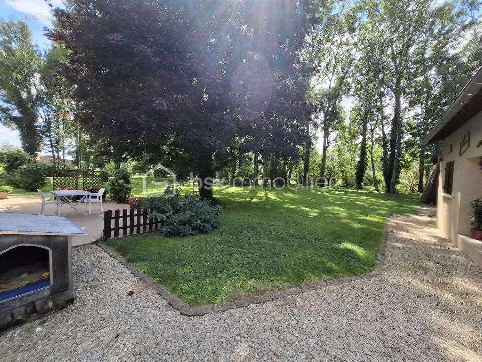 Maison à AIX-EN-OTHE