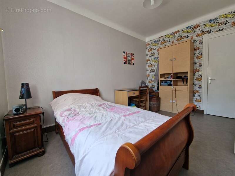 Maison à SAINT-GERMAIN-DE-MARENCENNES