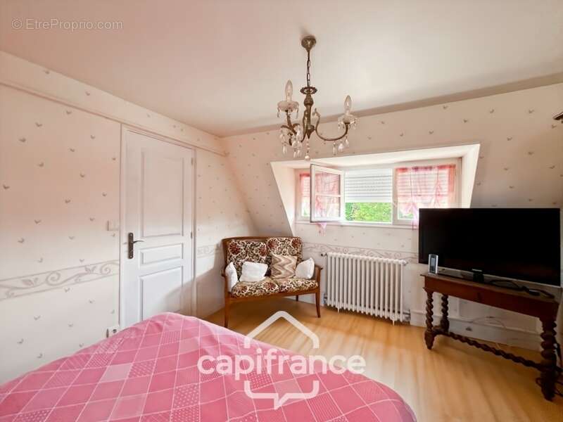 Maison à SAINT-MARTIN-EN-CAMPAGNE