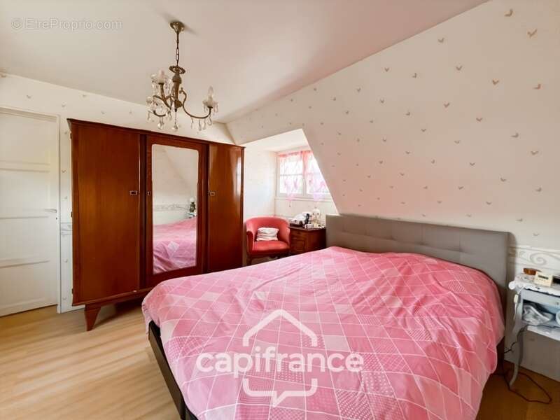 Maison à SAINT-MARTIN-EN-CAMPAGNE