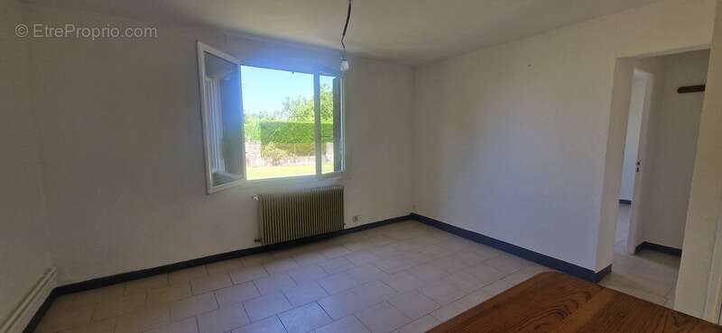 Appartement à CAZAUBON