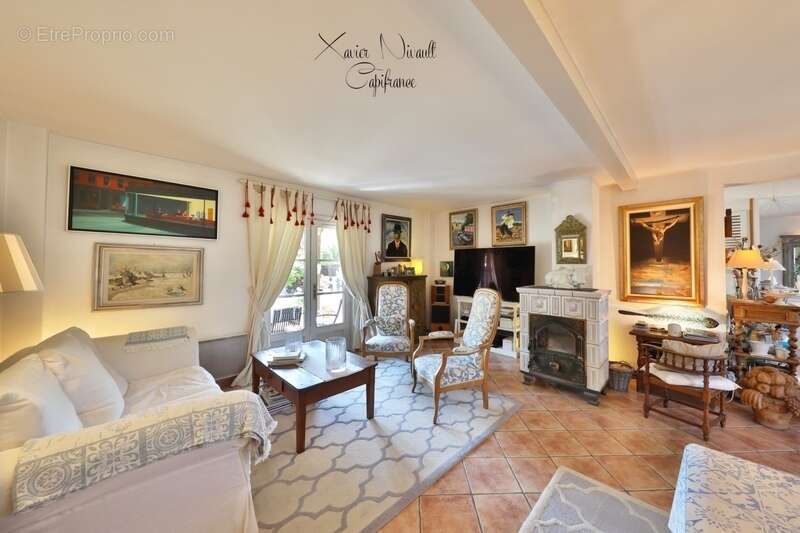 Maison à MONTPONT-EN-BRESSE