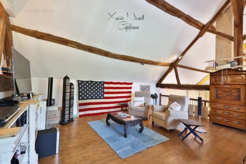 Maison à MONTPONT-EN-BRESSE