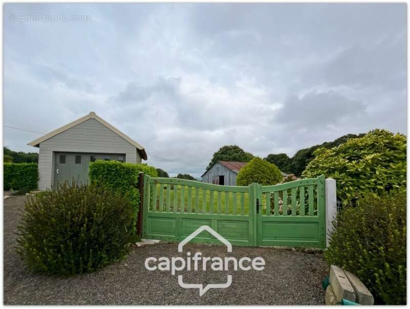 Maison à LA CHAISE-BAUDOUIN