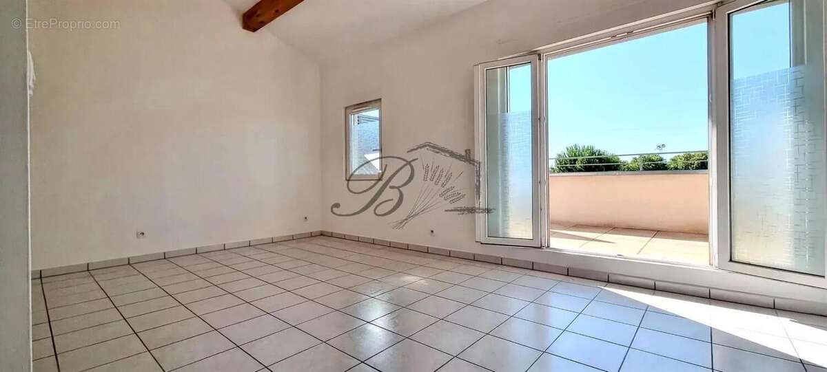 Appartement à PERTUIS