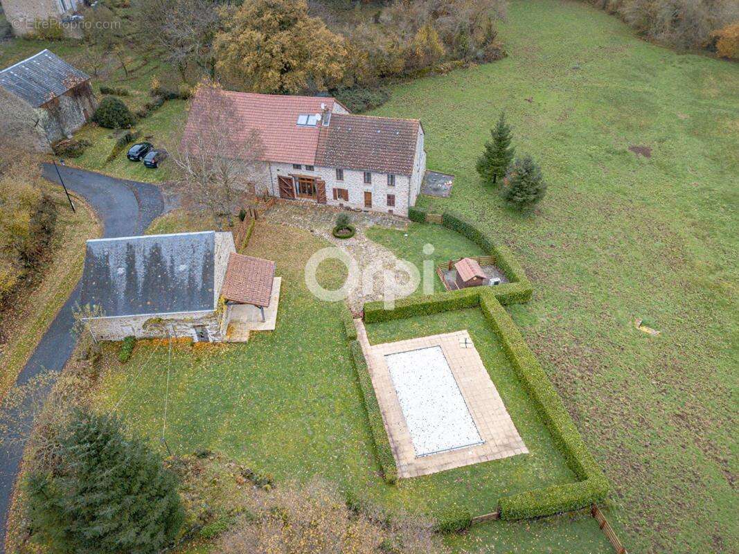 Maison à JABREILLES-LES-BORDES