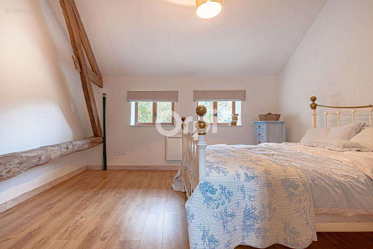 Maison à JABREILLES-LES-BORDES