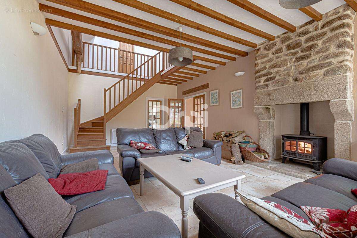 Maison à JABREILLES-LES-BORDES