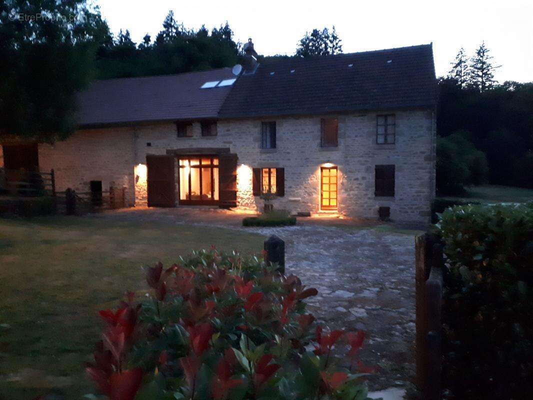 Maison à JABREILLES-LES-BORDES