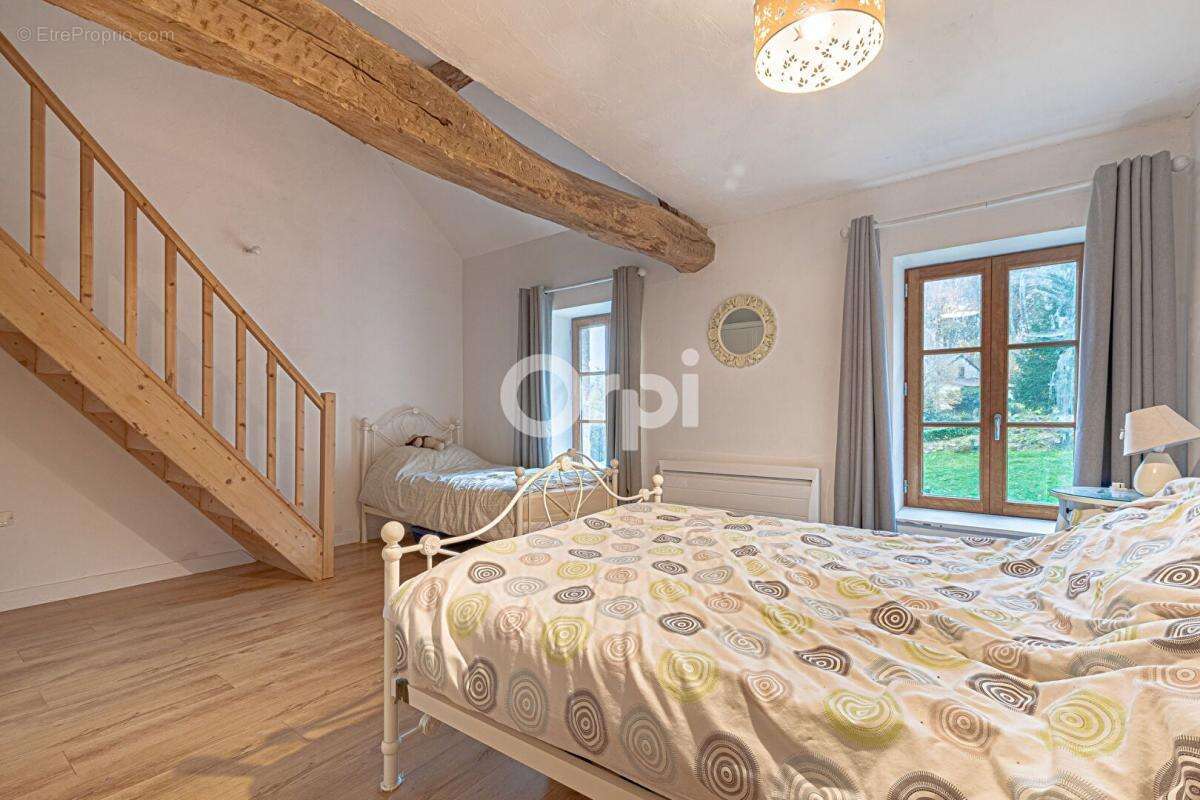 Maison à JABREILLES-LES-BORDES