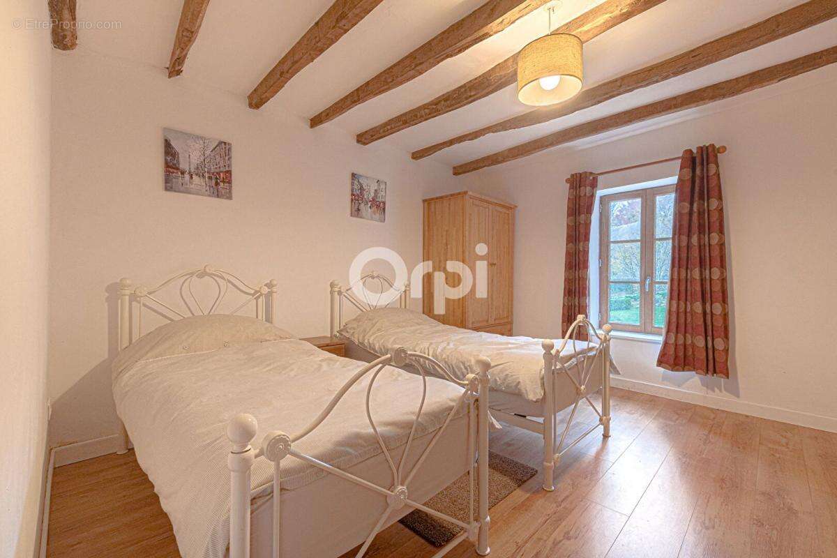 Maison à JABREILLES-LES-BORDES