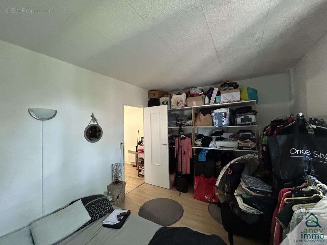 Appartement à SAINT-COUTANT-LE-GRAND