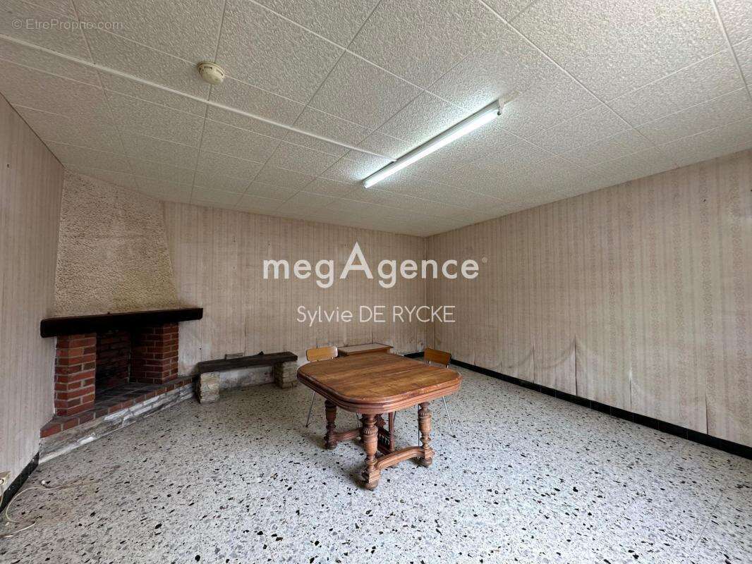 Maison à PONT-SUR-YONNE