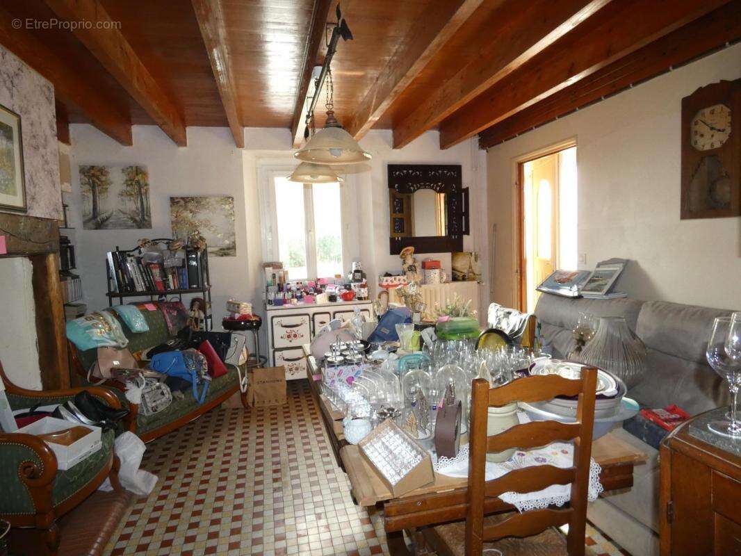 Maison à MIRAMONT-SENSACQ