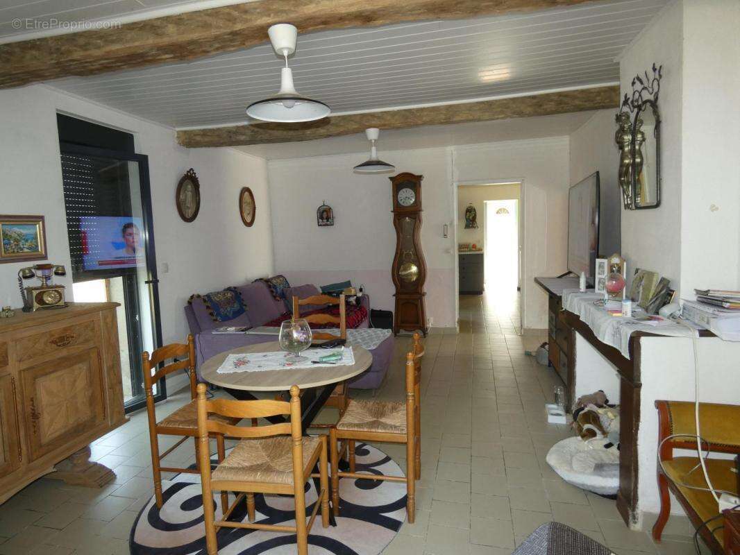 Maison à MIRAMONT-SENSACQ