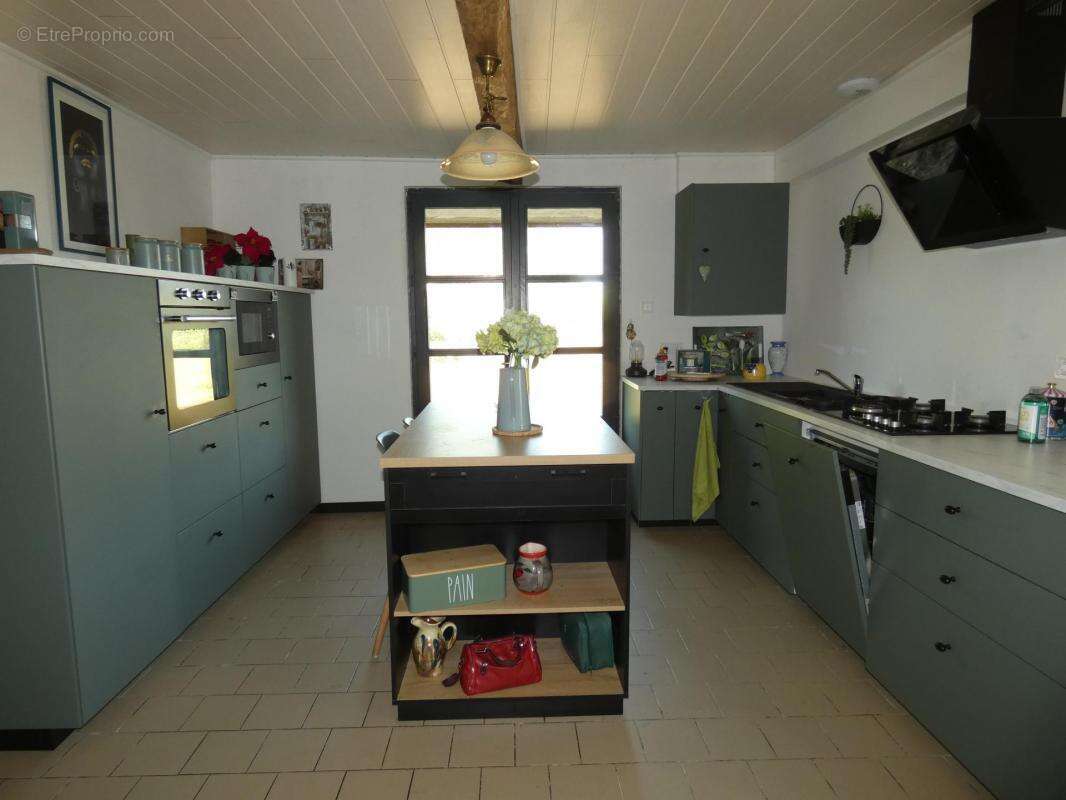 Maison à MIRAMONT-SENSACQ