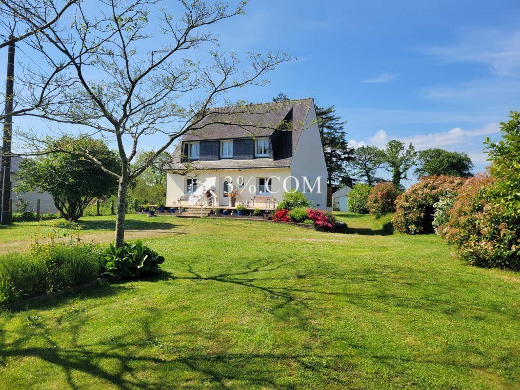 Maison à PLEUCADEUC