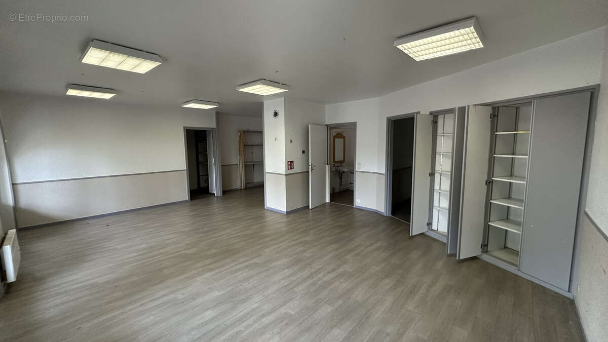 Commerce à TALMONT-SAINT-HILAIRE